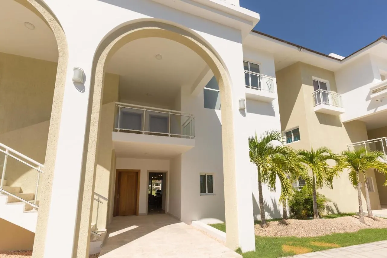Cocotal Lake Village B102 - Golf Gated Community, Free Wi-Fi Punta Cana