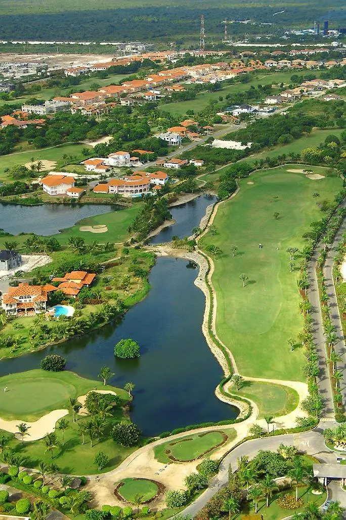 Hébergement de vacances Cocotal Lake Village B102 - Golf Gated Community, Free Wi-Fi Punta Cana République dominicaine