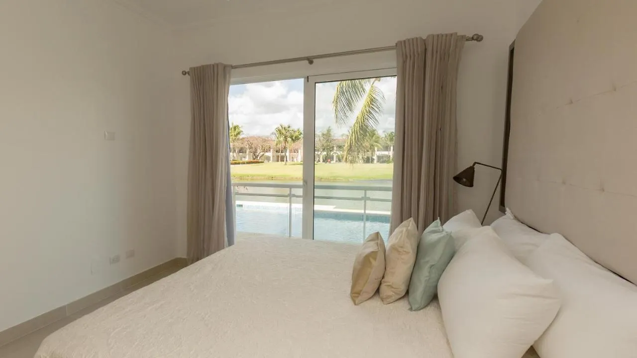 Cocotal Lake Village B102 - Golf Gated Community, Free Wi-Fi Punta Cana Hébergement de vacances